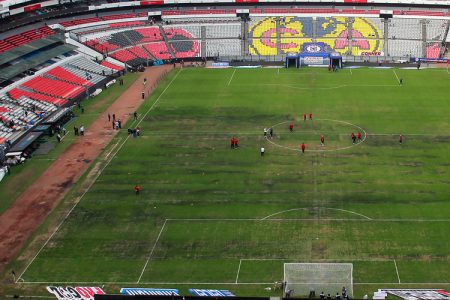 Podrian Cancelar El Juego De Nfl En Mexico Por El Pasto Del Estadio